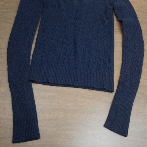 Soft Warm Cable Braided Knit Long Sleeve Sweater Top - Picture 9 of 11